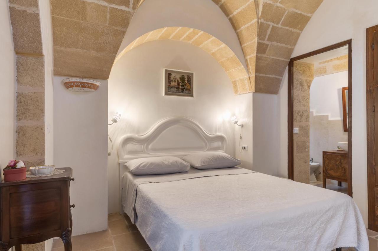 Le Lantane - Luxury Rooms Алесано Екстериор снимка